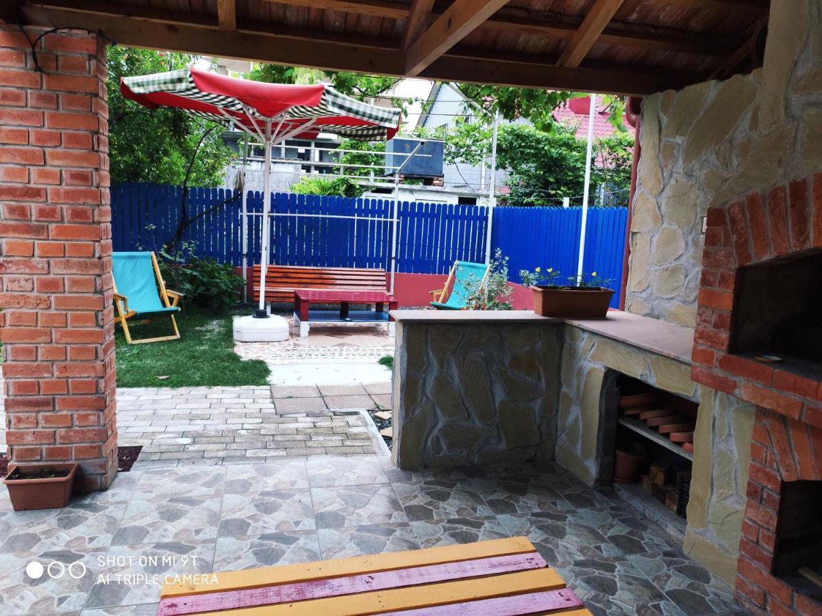 Guesthouse Mery Koboeleti Buitenkant foto