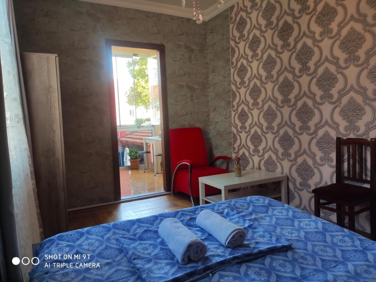 Guesthouse Mery Koboeleti Buitenkant foto