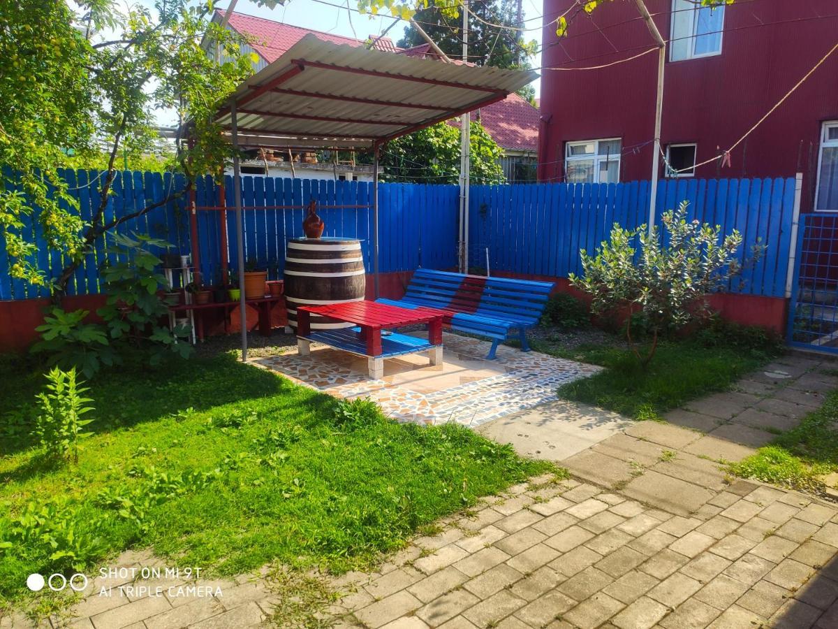 Guesthouse Mery Koboeleti Buitenkant foto