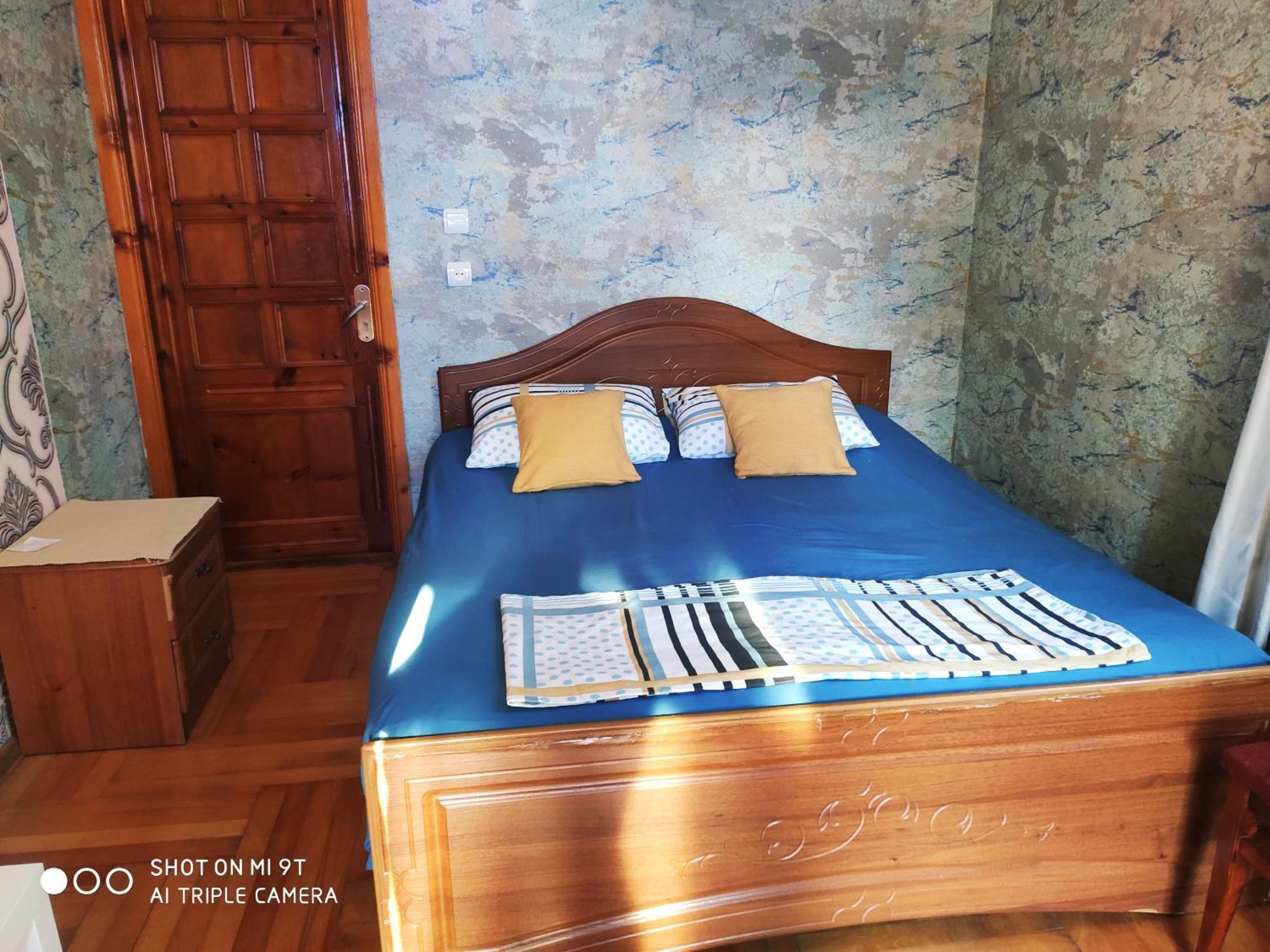 Guesthouse Mery Koboeleti Buitenkant foto