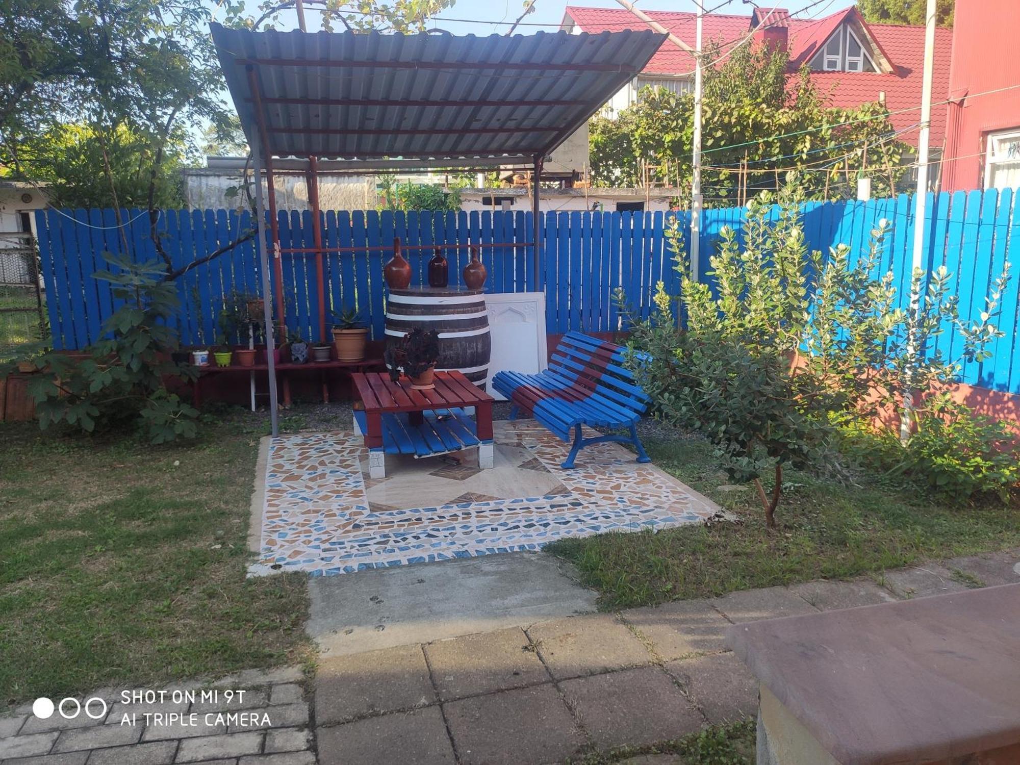 Guesthouse Mery Koboeleti Buitenkant foto