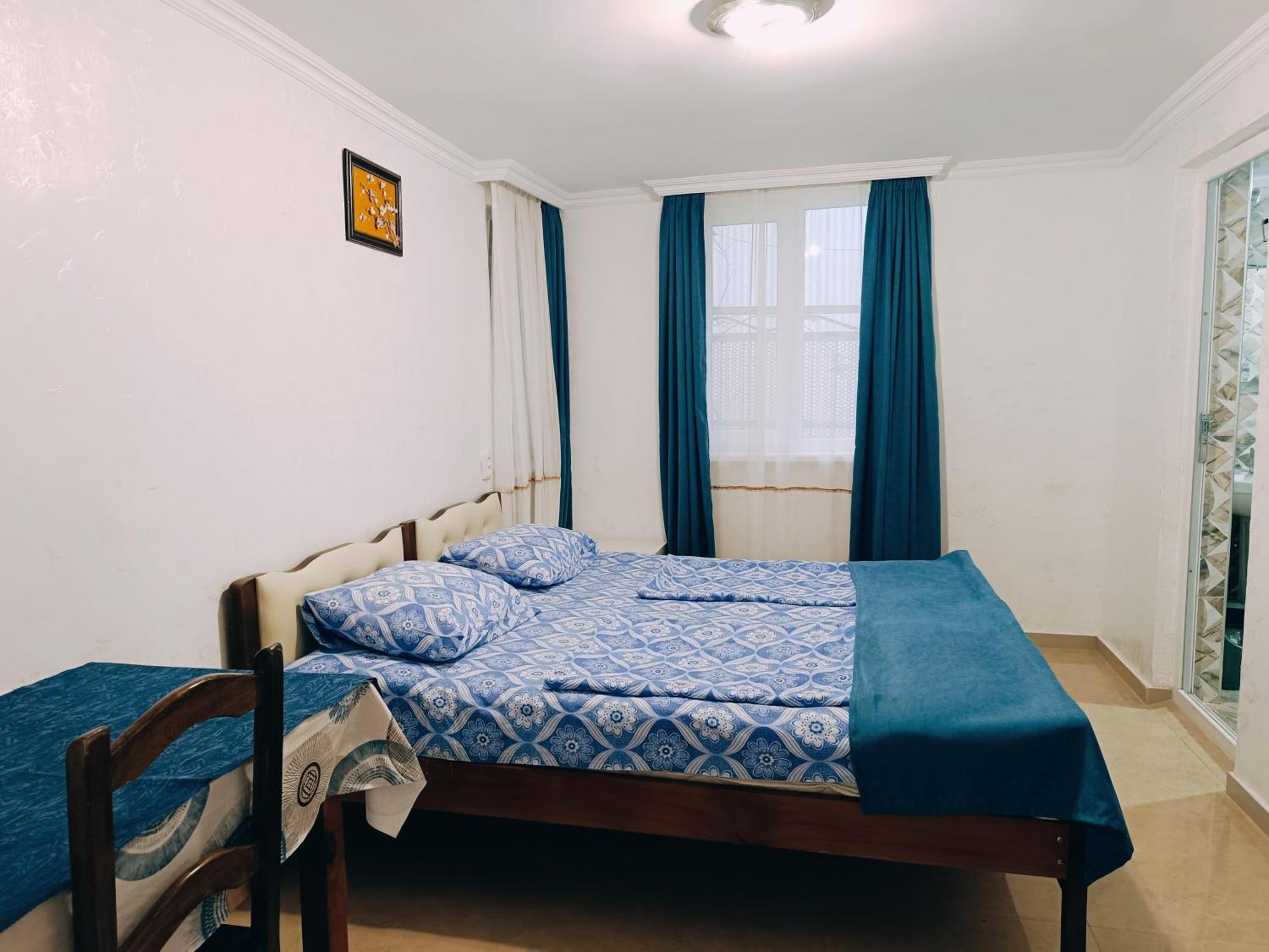 Guesthouse Mery Koboeleti Buitenkant foto