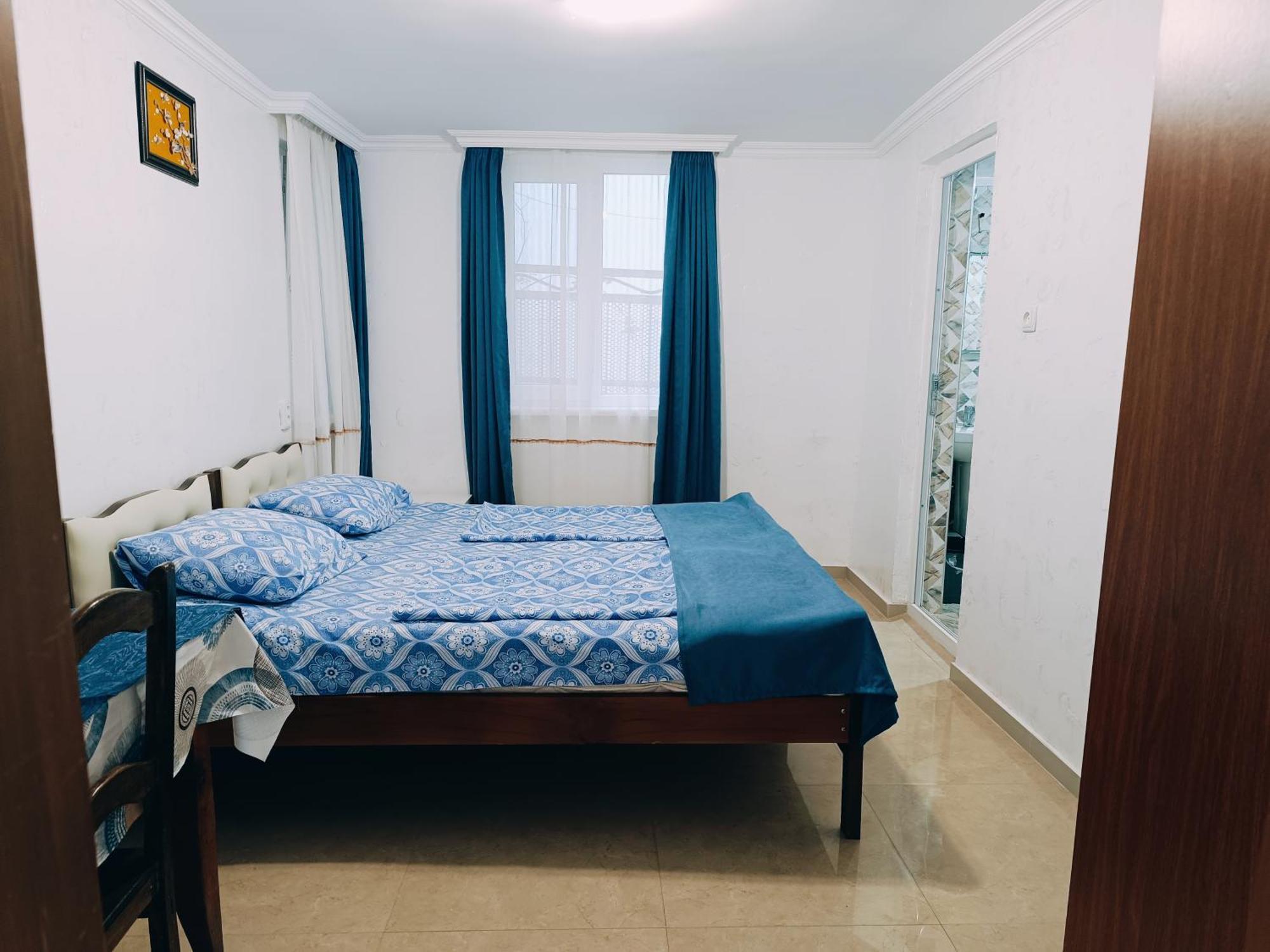 Guesthouse Mery Koboeleti Buitenkant foto